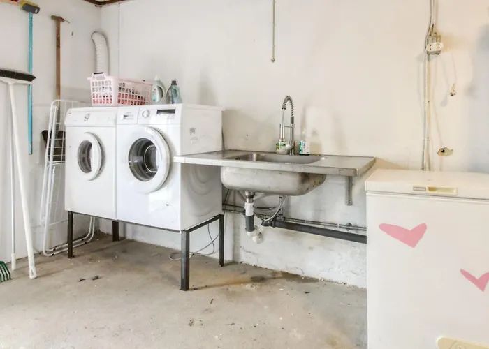 Kita - 500m From The Sea By Interhome